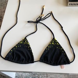 Victoria’s Secret bikini top